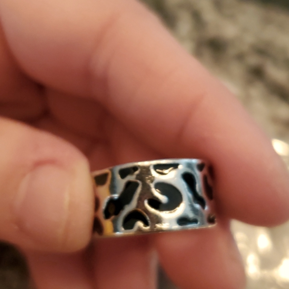Silver & Leopard 🐆 Print Ring